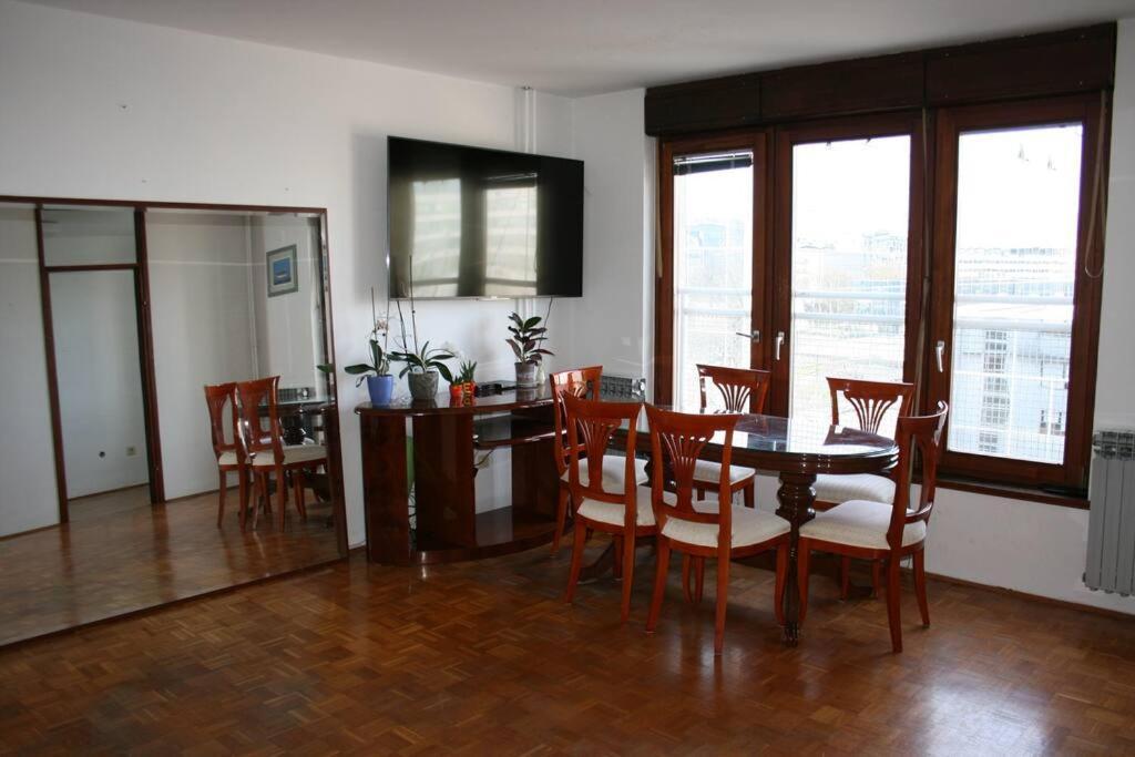 Bright Flat In The Lower Town Zagreb Buitenkant foto